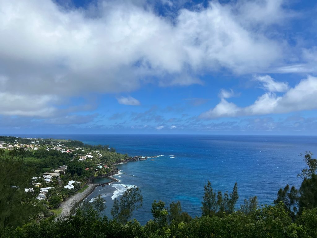 Voyage incentive à la Réunion. Vue panoramique sur l'Océan Indien et Saint-Philippe.